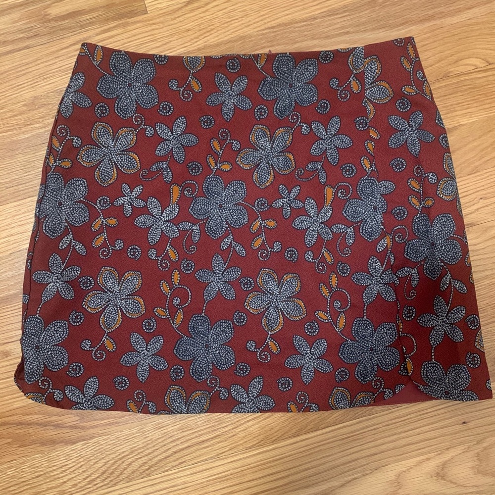 Mini skirt with all over print